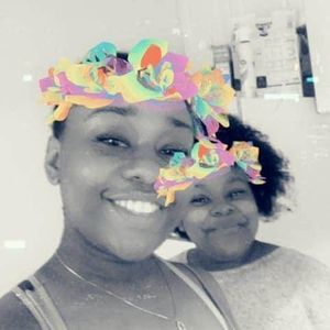 Meet your Posher, Noelia